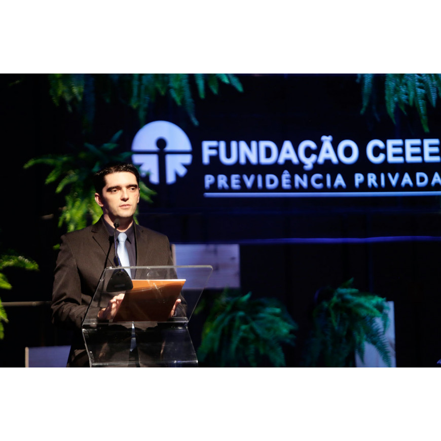 Em Porto Alegre, 20ª Seminário Econômico da Fundação CEEE discutiu política, economia e investimentos